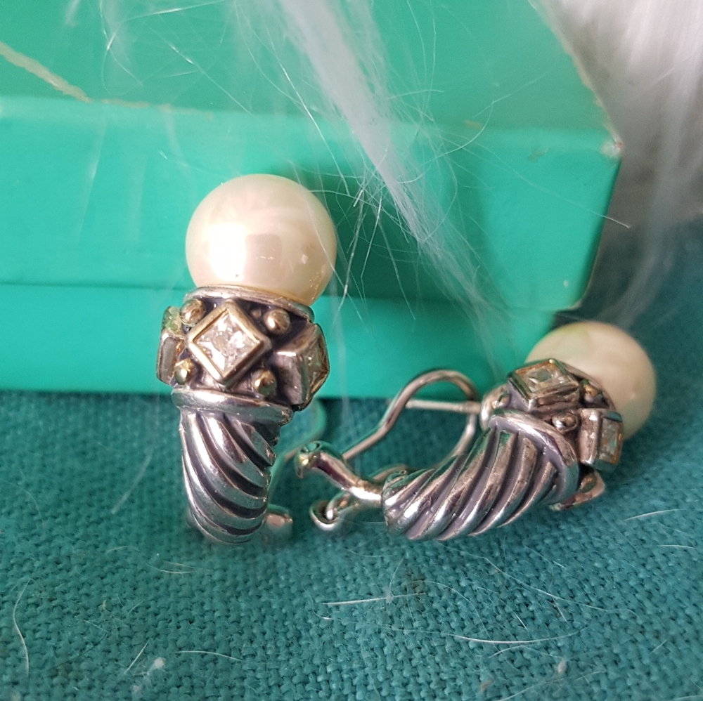 Inspired designer pearl earrings